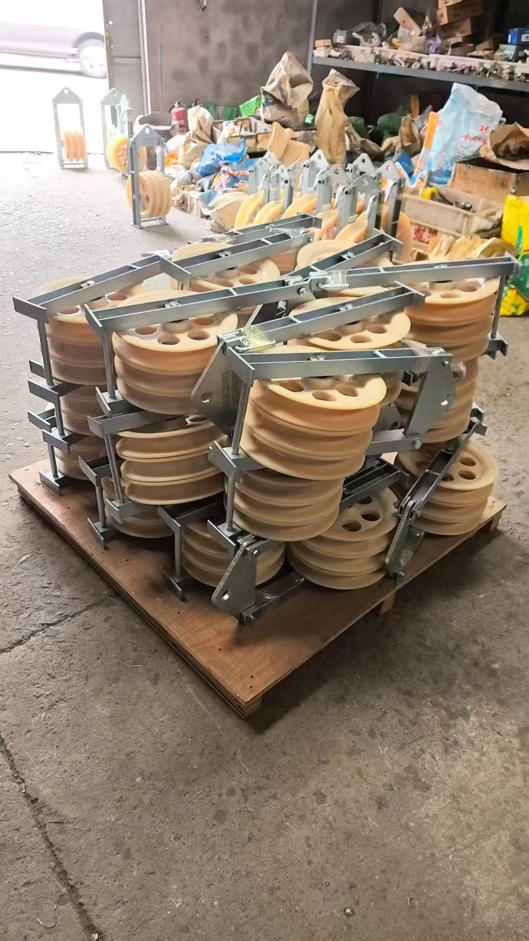 أحدث مدونات الشركة حول كيفية اختيار حبل الأسلاك الفولاذية المضادة للالتواء المناسب لمشاريع خطوط النقل