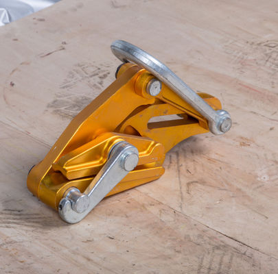 شراء مصاصة ألومنيوم سبائك تأتي جنبا إلى جنب ل 25-70 ملم مربع الموصلات مع 7 KN الحمل المسموح به online manufacture