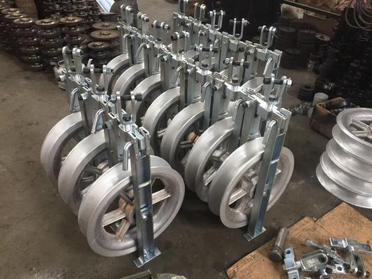 شراء Aluminum Sheave Stringing Pulley Block with Corrosion Resistant Galvanized Surface and High Load Capacity for Power Line Construction online manufacture