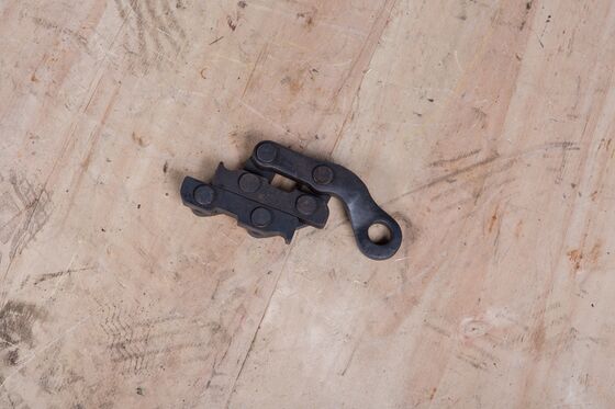 شراء قبضة سحب الكابل عالية القوة مع 12 KN الحمل المسموح به لتمديد حبل الأسلاك 16-50mm2 online manufacture