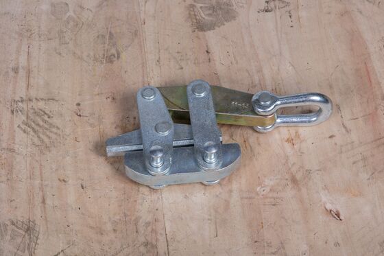 شراء Heavy-Duty Wire Pulling Grip with 50-200 KN Rated Load for Anti-Twist Steel Rope and Cable Tensioning online manufacture