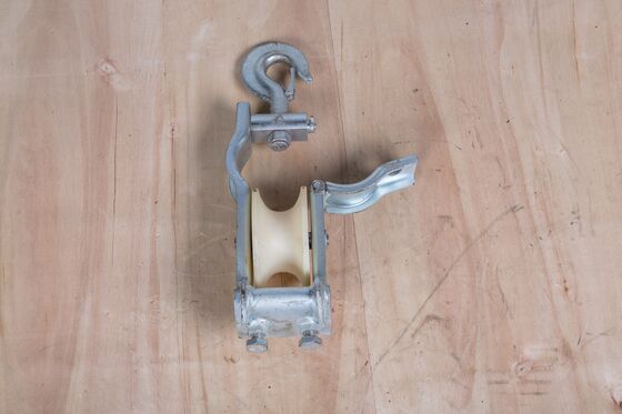 شراء بكرة شد بكرة واحدة مع لمسة نهائية مقاومة للتآكل لشد الكابلات المدمجة وخفيفة الوزن online manufacture