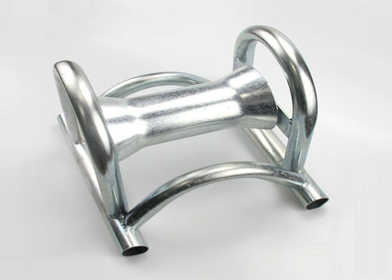 عجلة كابل من نوع جسر الفولاذ مطلي بالزنك مع حمولة 10KN المسجلة لتركيب الكابلات بكفاءة